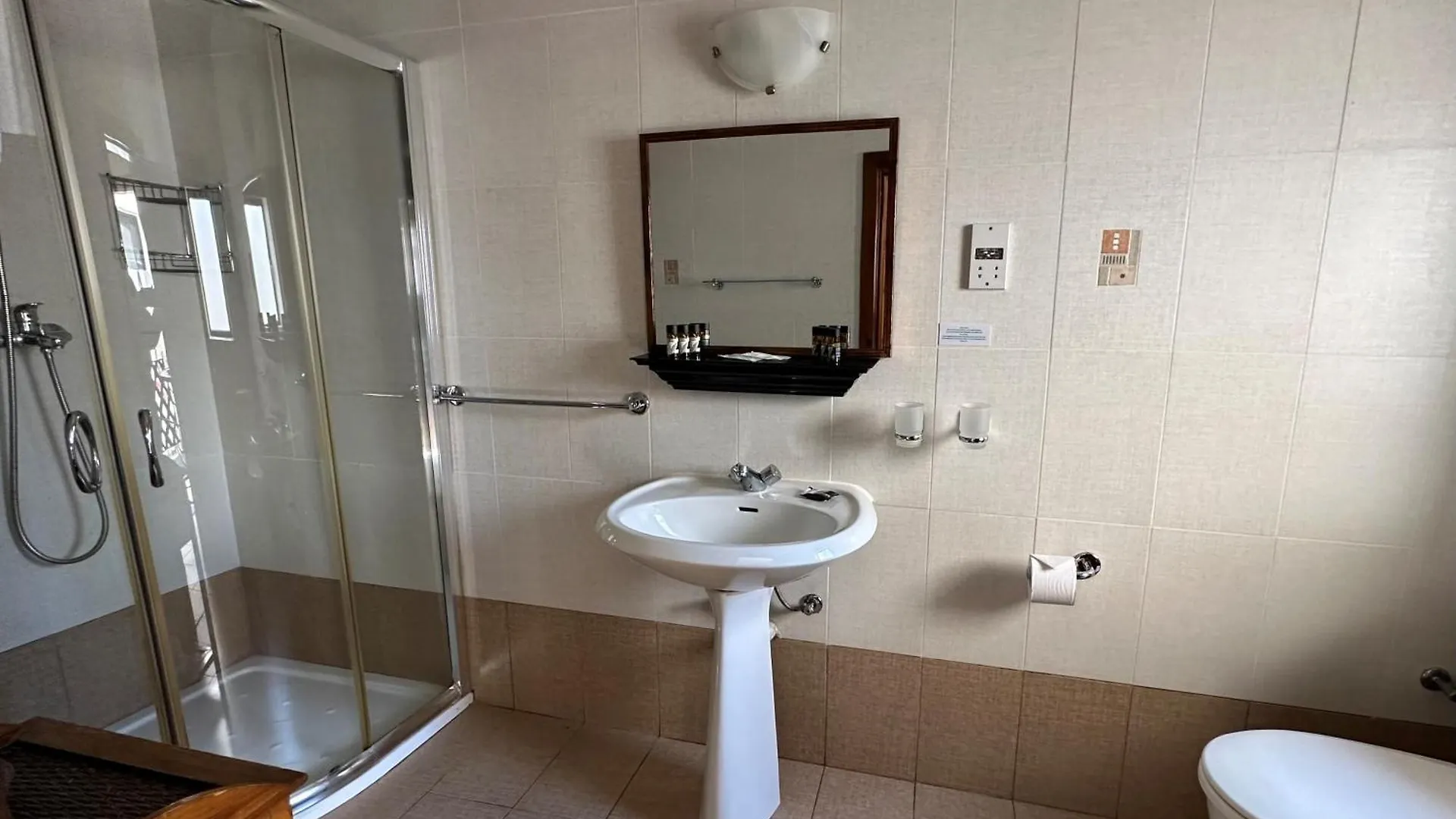 Green Grove Guest House Saint Julian's Μάλτα