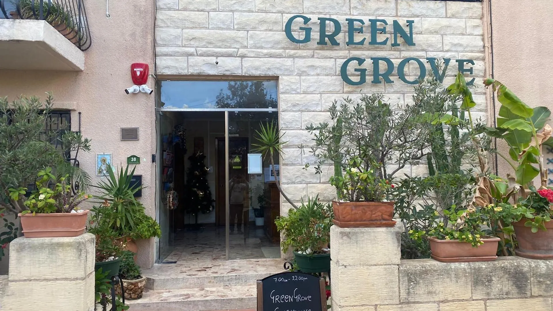 Green Grove Guest House San Ġiljan